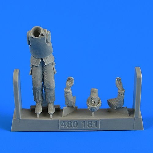 Figurines - Artilleur moderne de l'armée britannique pour BAE Warrior 