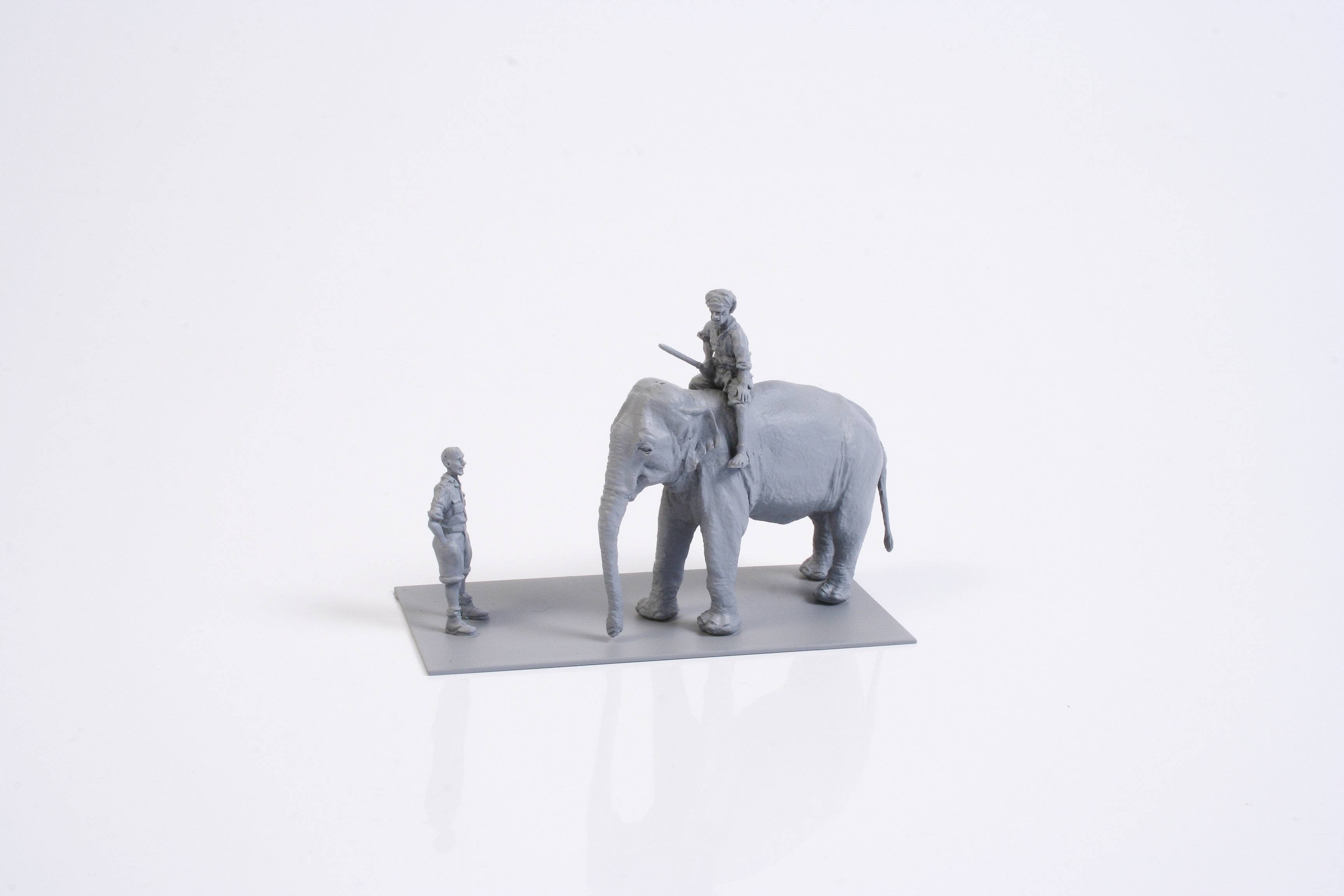 Figurines - RAF Mechanic of India WWII + Elephant with Mahout (2 fig. 