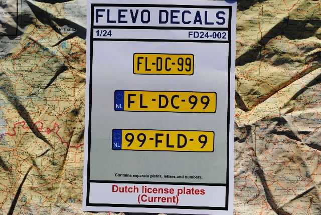 Accessoires - Plaques d'immatriculation hollandaises 1951-1978- 1/24 -