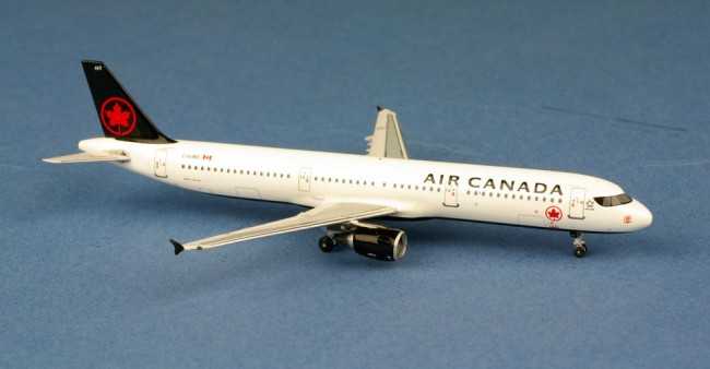 Miniature d'avion - Airbus A321 C-GJWO d'Air Canada n / c- 1/400 -Aero