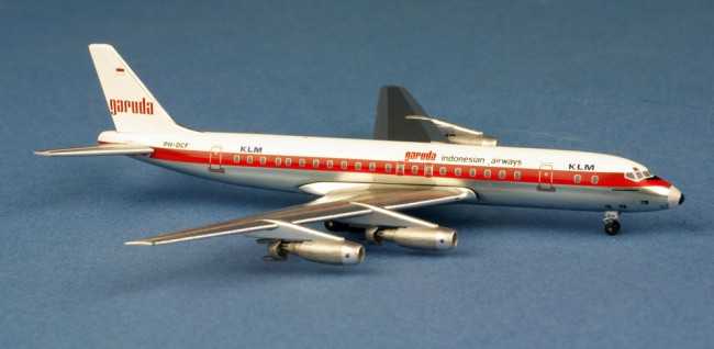 Miniature d'avion - Garuda (KLM) Douglas DC8-32 PH-DCF Java- 1/400 -